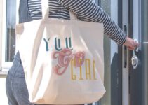 10 Pieces of Clothing Older Women should Avoid